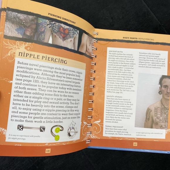 Body piercing book - Picture 2 of 4